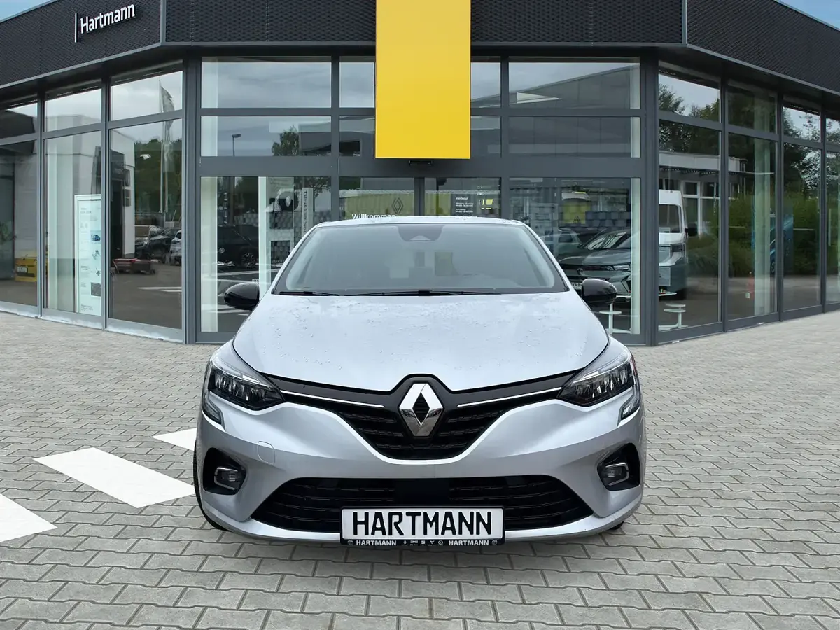 Gebraucht Renault Clio V Equilibre 67 PS (49 kW) 2023 Grau Limousine
