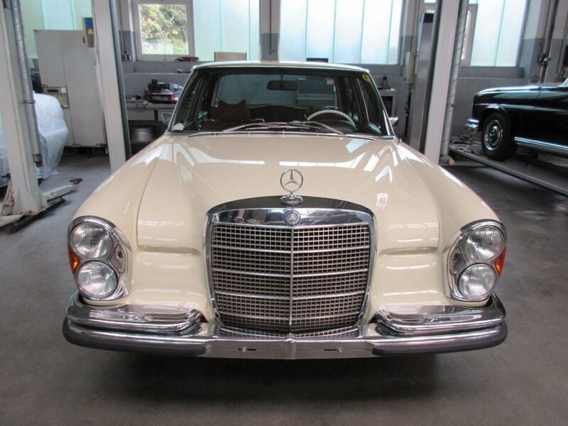 Gebraucht 1971 Mercedes S280 Limousine | 39.990 € - Bild 1/4