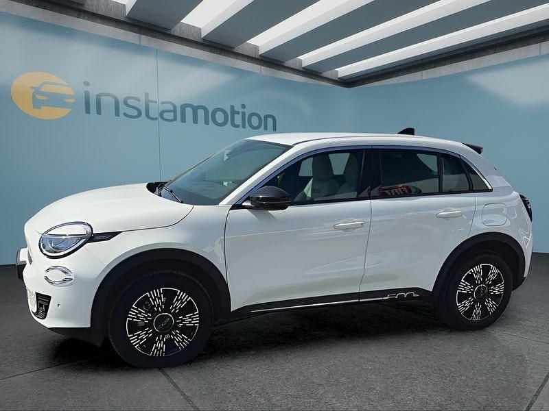 Second-hand Fiat 600 Style 101 CP (74 kW) 2024 Alb Hatchback