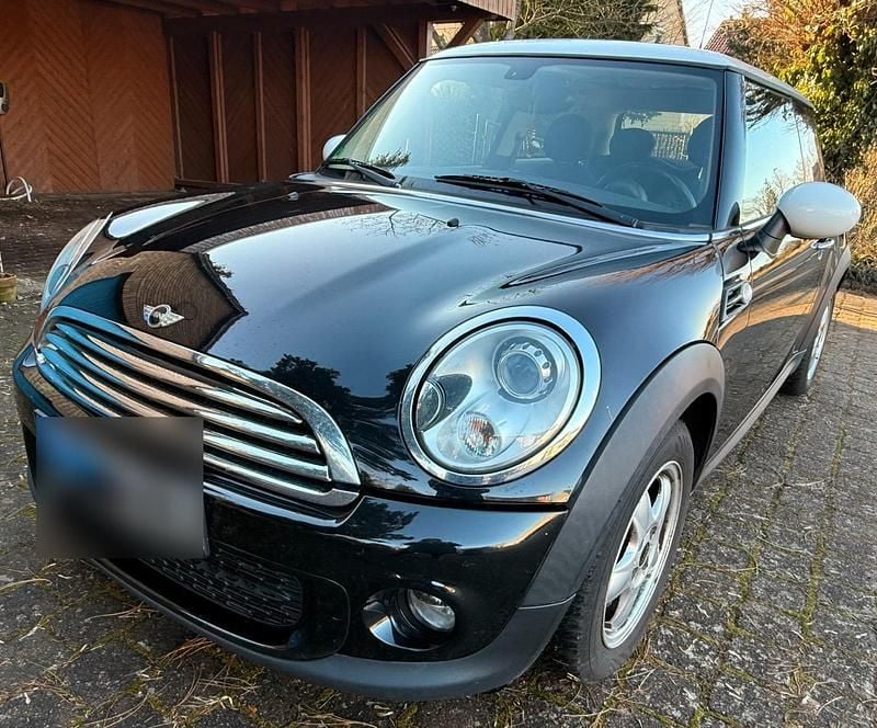 Gebraucht Mini Cooper D 111 PS (81 kW) 2011 Schwarz Kleinwagen