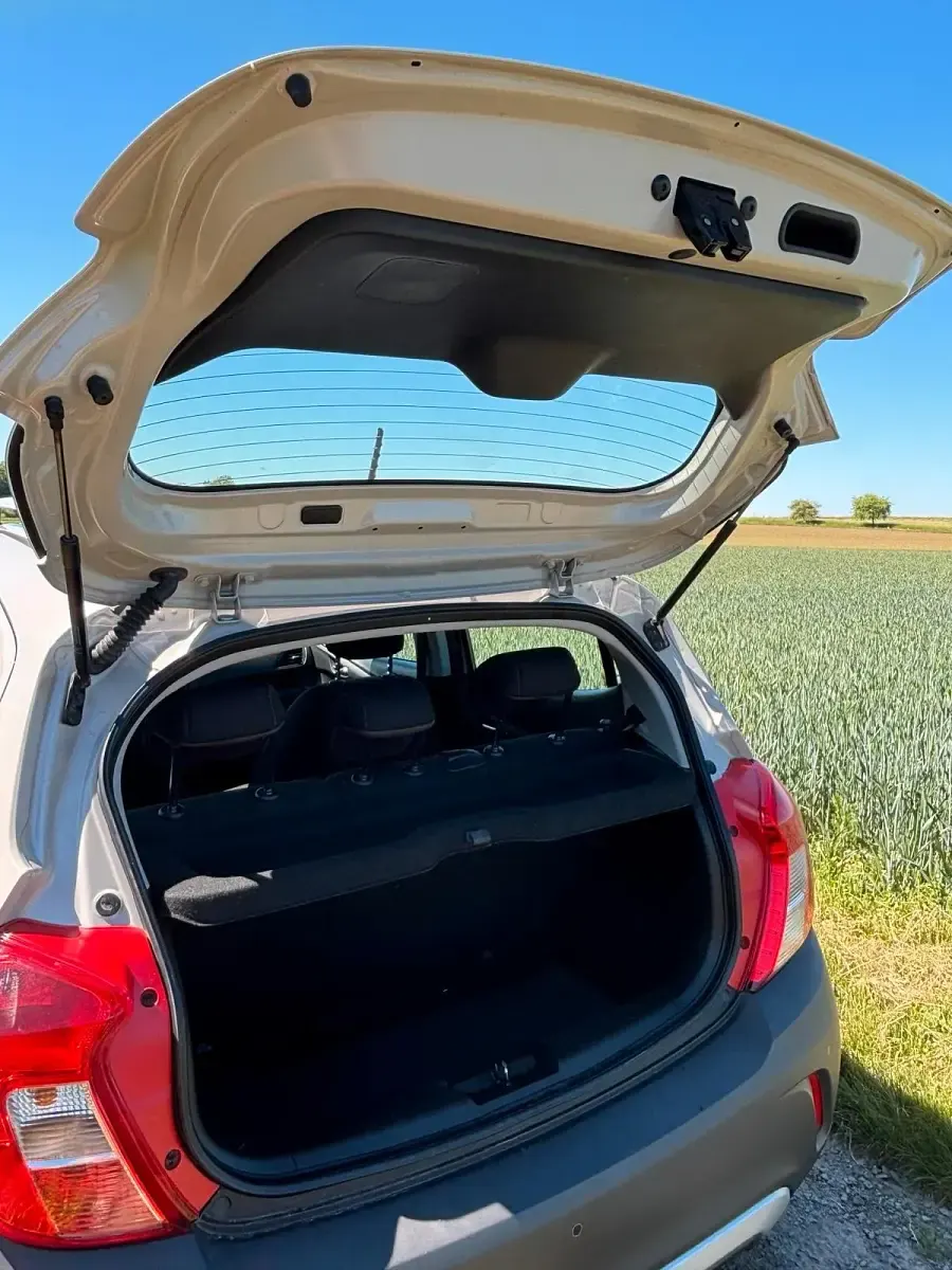 Gebraucht Opel Karl Rocks 73 PS (53 kW) 2019 Beige Kleinwagen