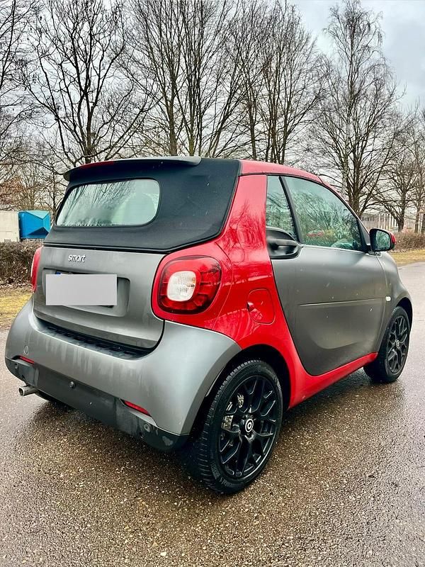 Gebraucht Smart ForTwo Cabrio Prime 71 PS (52 kW) 2018 Grau Cabrio