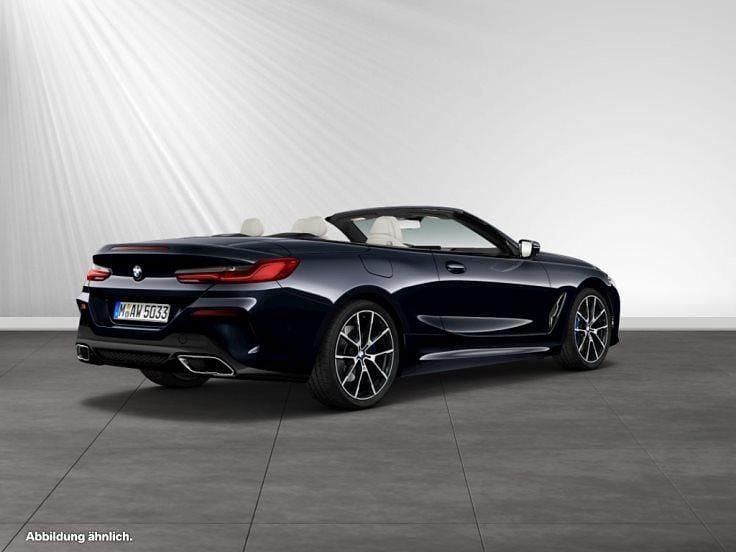 Gebraucht BMW 840 Performance 340 PS (250 kW) 2025 Carbonschwarz metallic Coupé