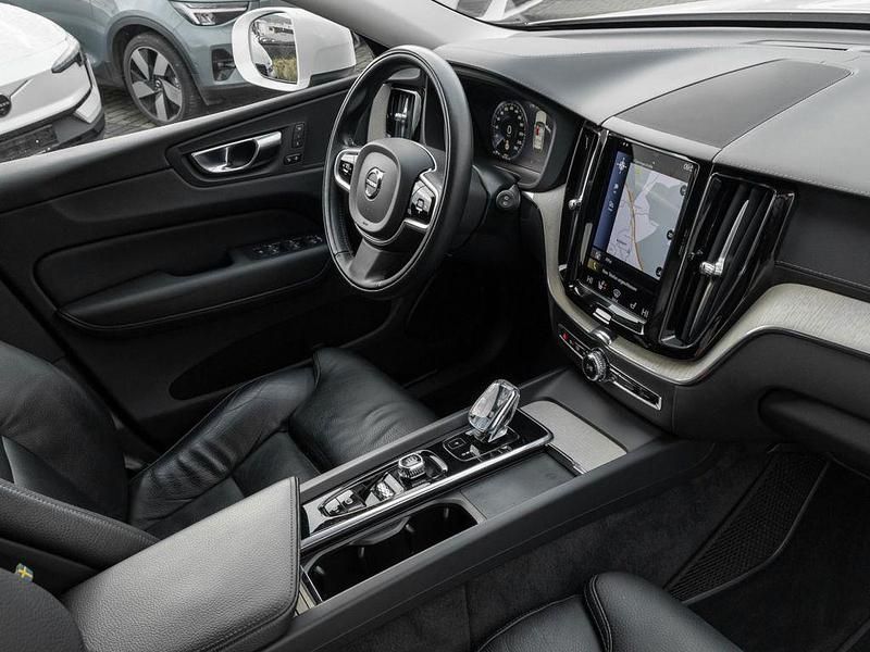 Gebraucht Volvo XC60 Inscription 235 PS (172 kW) 2020 Weiß SUV