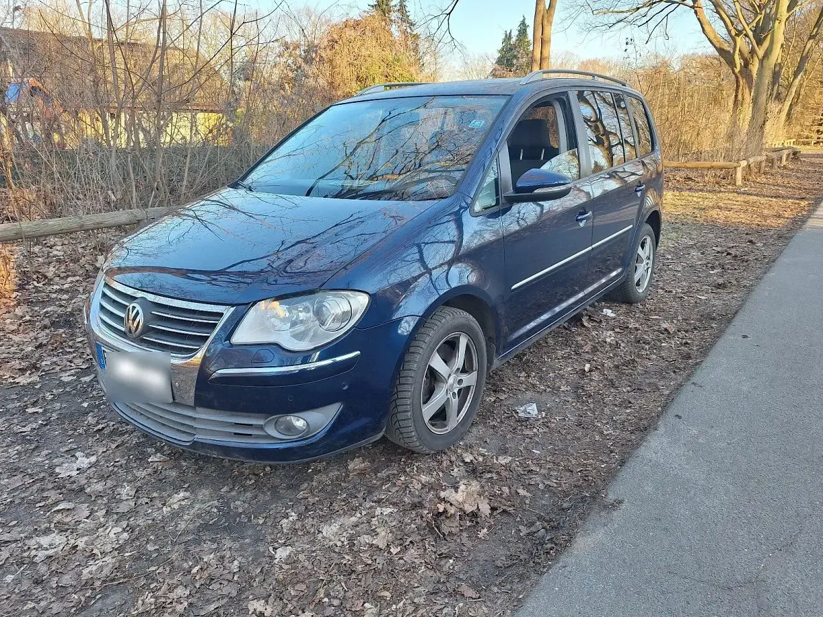 Gebraucht VW Touran 140 PS (102 kW) 2010 Blau Van / Kleinbus