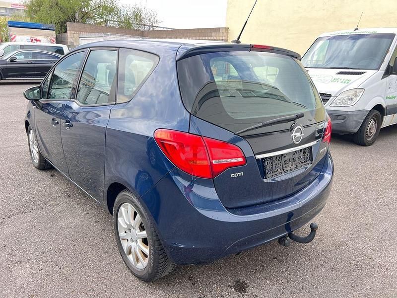Używany Opel Meriva Active 110 KM (80 kW) 2013 Niebieski Minivan
