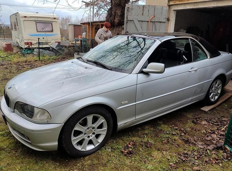 Gebraucht BMW 320 170 PS (125 kW) 2001 Silber Cabrio