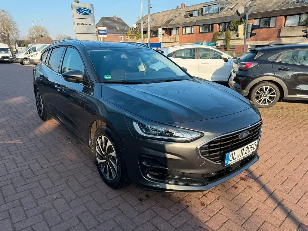 Usata Ford Focus Titanium 116 CV (85 kW) 2025 Grigio Berlina