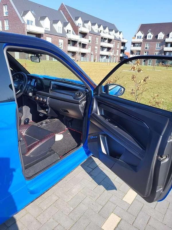 Gebraucht Ligier JS60 2024 Blau Kleinwagen