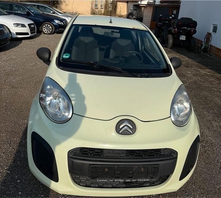 Gebraucht Citroën C1 68 PS (50 kW) 2012 Gelb Kleinwagen