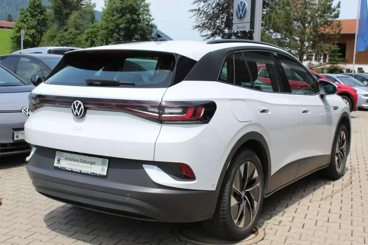 Gebraucht VW ID.4 Pro 210 kW (286 PS) 2024 Weiß SUV