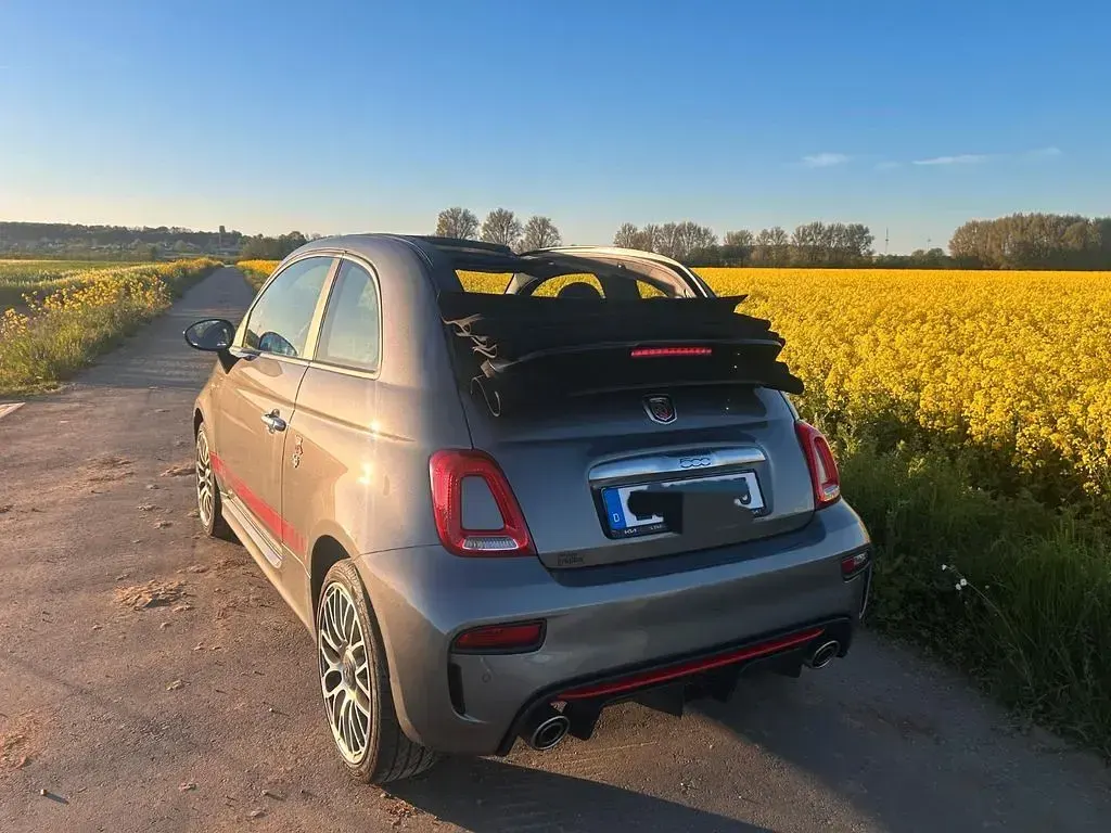 Usata Abarth 595C 145 CV (106 kW) 2021 Grigio Cabrio