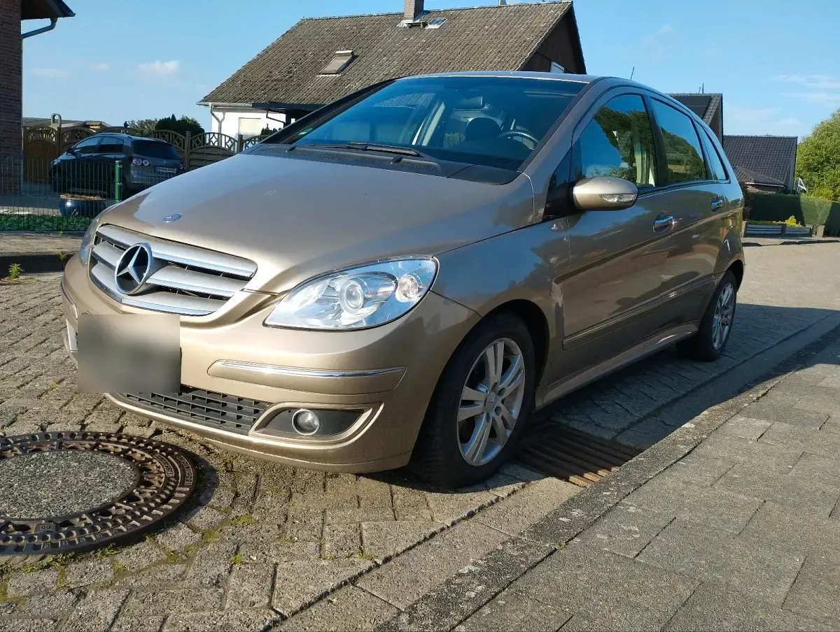 Gebraucht Mercedes B200 2005 Gold Van / Kleinbus
