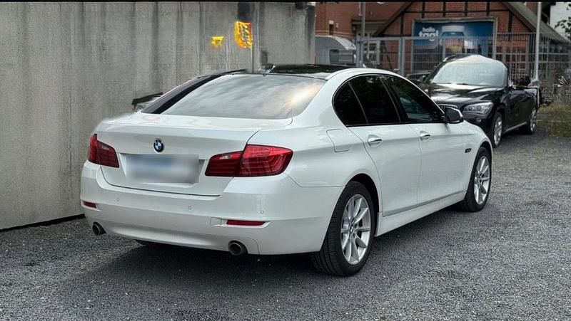 Gebraucht BMW 535 313 PS (230 kW) 2016 Weiß Limousine