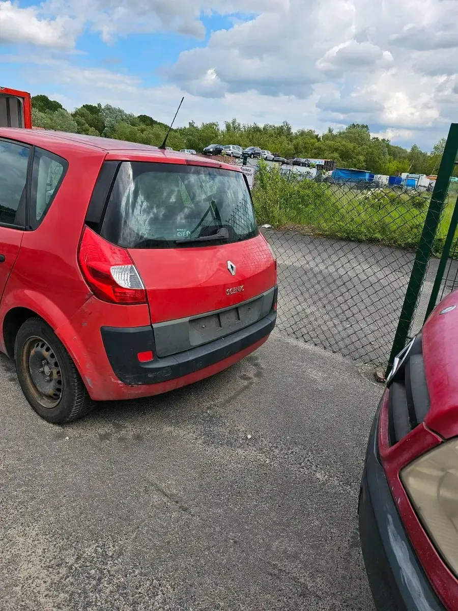 Gebraucht Renault Scénic II 135 PS (99 kW) 2007 Van / Kleinbus