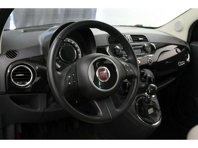 Gebraucht Fiat 500 Lounge 69 PS (50 kW) 2012 Vesuvioschwarzmetallic Kleinwagen