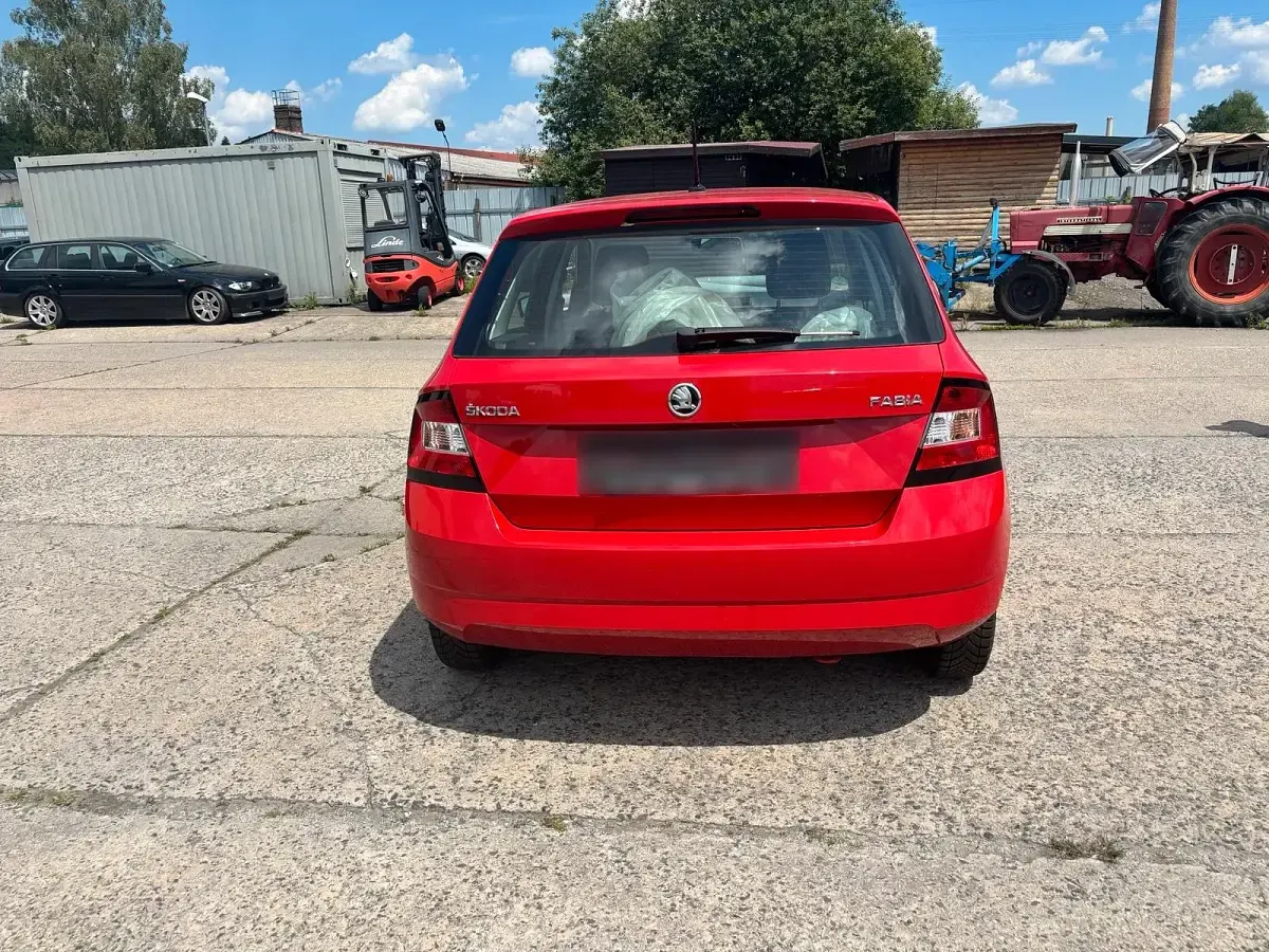 Gebraucht Skoda Fabia 60 PS (44 kW) 2017 Rot Kleinwagen