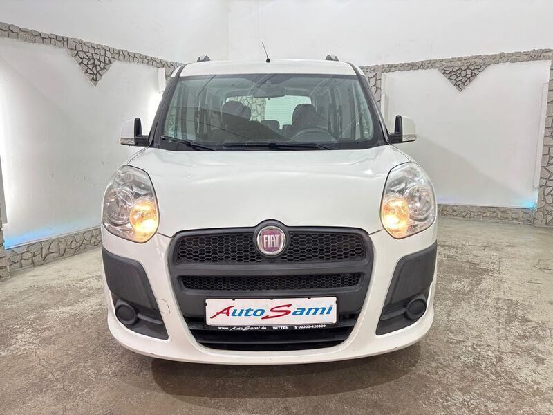 Gebraucht Fiat Doblò Dynamic 95 PS (69 kW) 2011 Weiß Van / Kleinbus