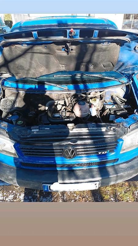 Gebraucht VW T4 88 PS (64 kW) 1999 Blau Van