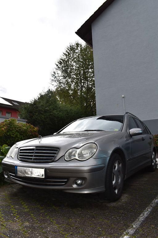 Beige Gebraucht 2006 Mercedes C200 Kombi | 1.700 € (Fairer Preis) - Bild 1/4