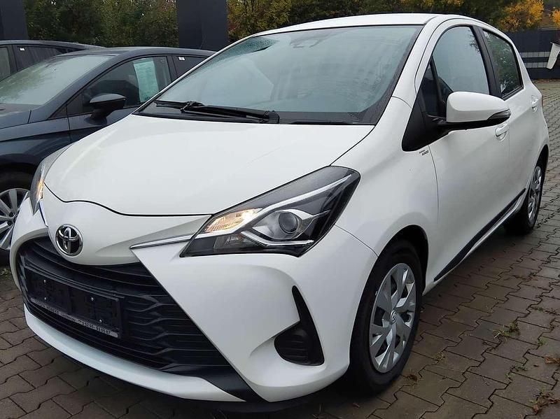 Super white 2 Gebraucht 2020 Toyota Yaris Comfort Kleinwagen | 12.990 € (Fairer Preis) - Bild 1/4