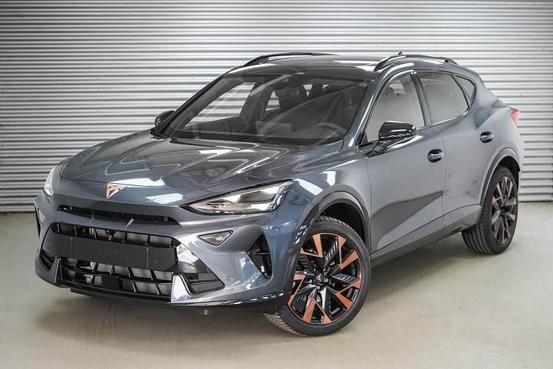 Magnetic grau metallic (s7) Gebraucht 2025 Cupra Formentor SUV | 35.970 € (Fairer Preis) - Bild 1/4