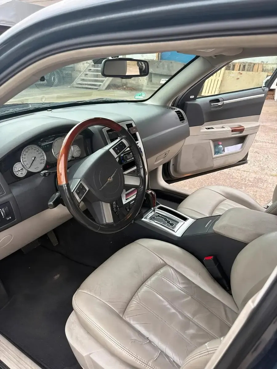 Gebraucht Chrysler 300C Touring 218 PS (160 kW) 2006 Grau Kombi