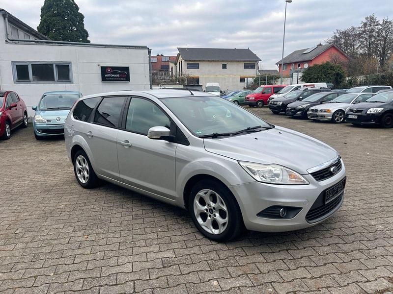 Gebraucht Ford Focus Viva 101 PS (74 kW) 2011 Kombi