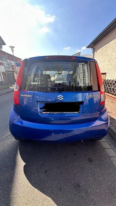 Gebraucht Suzuki Splash 65 PS (47 kW) 2009 Blau Kleinwagen