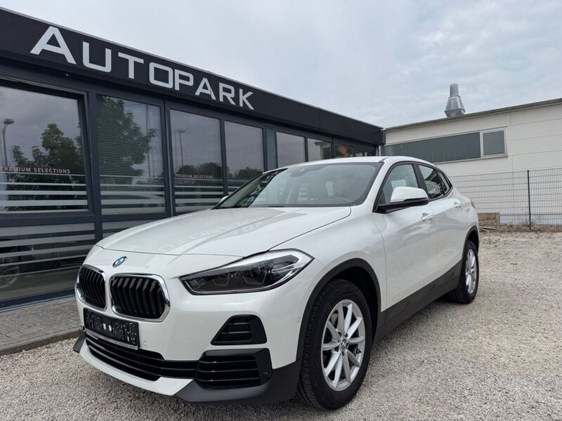Weiß Gebraucht 2021 BMW X2 Performance SUV | 19.900 € (Superpreis) - Bild 1/4