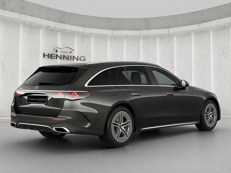 Gebraucht Mercedes E300 Premium 204 PS (150 kW) 2024 Grau Limousine