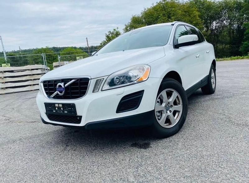 Gebraucht Volvo XC60 Summum 243 PS (178 kW) 2012 Weiß SUV
