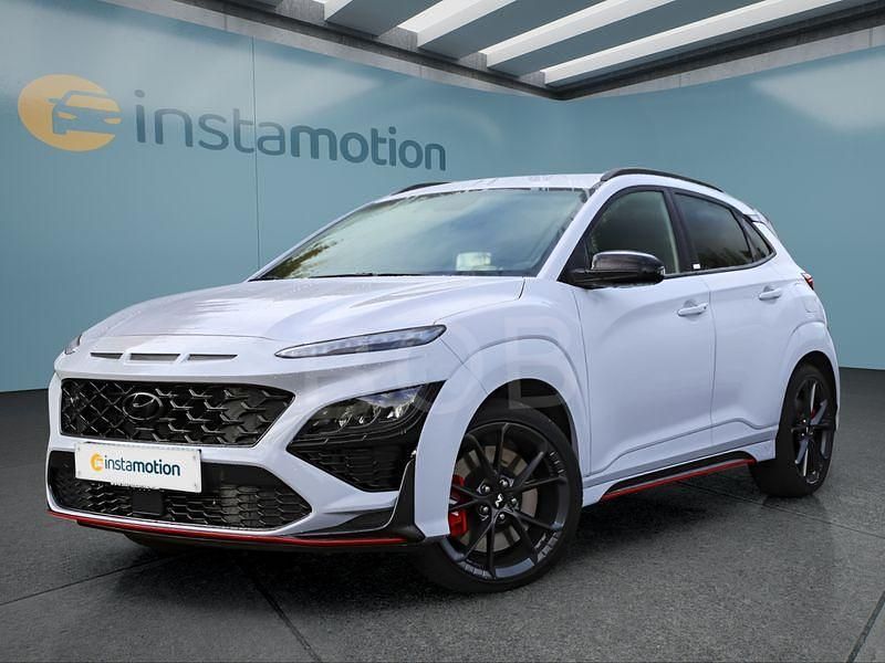 Blau Gebraucht 2021 Hyundai Kona SUV | 29.399 € (Etwas zu teuer) - Bild 1/4