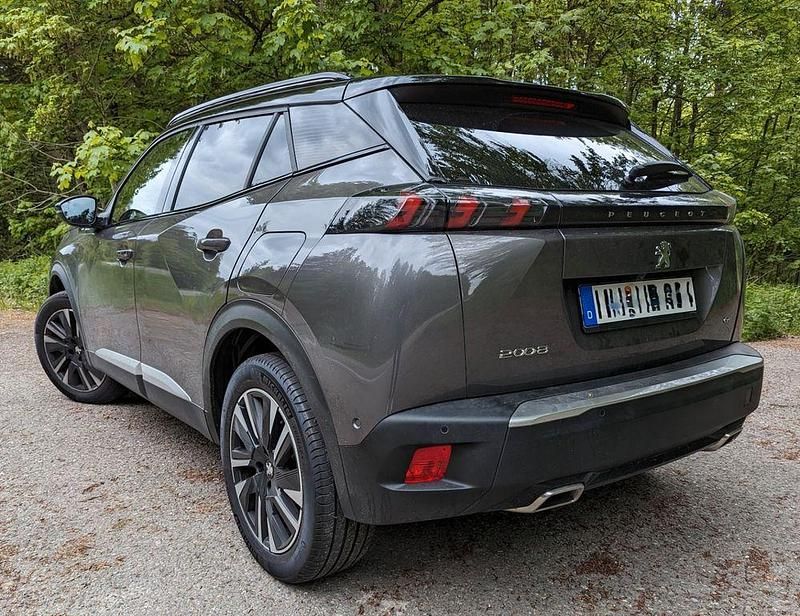 Gebraucht Peugeot 2008 GT 131 PS (96 kW) 2023 SUV