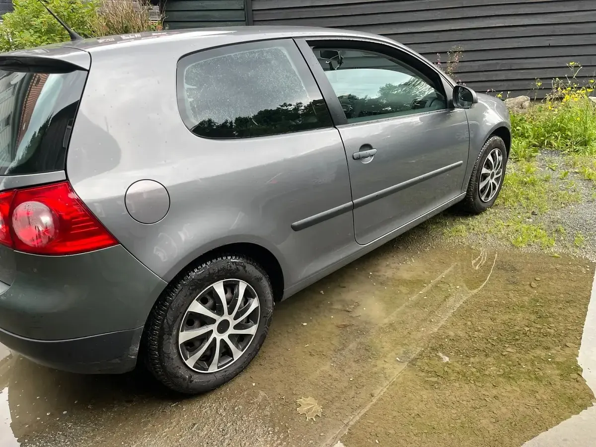 Gebraucht VW Golf V 80 PS (58 kW) 2008 Kleinwagen
