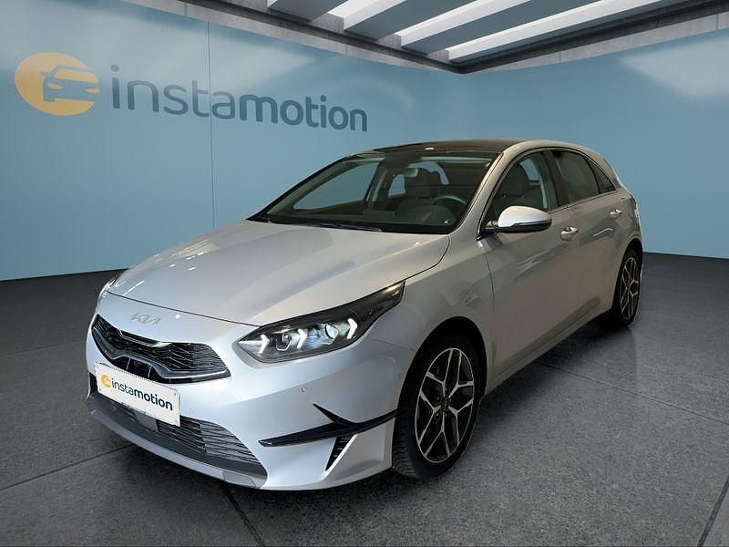 Gebraucht Kia Ceed 160 PS (117 kW) 2023 Silber Kleinwagen