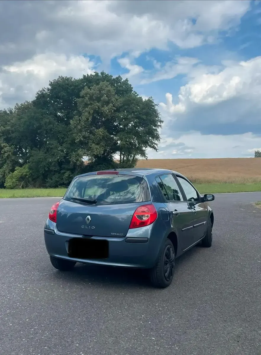 Gebraucht Renault Clio III 73 PS (53 kW) 2005 Grau Kleinwagen