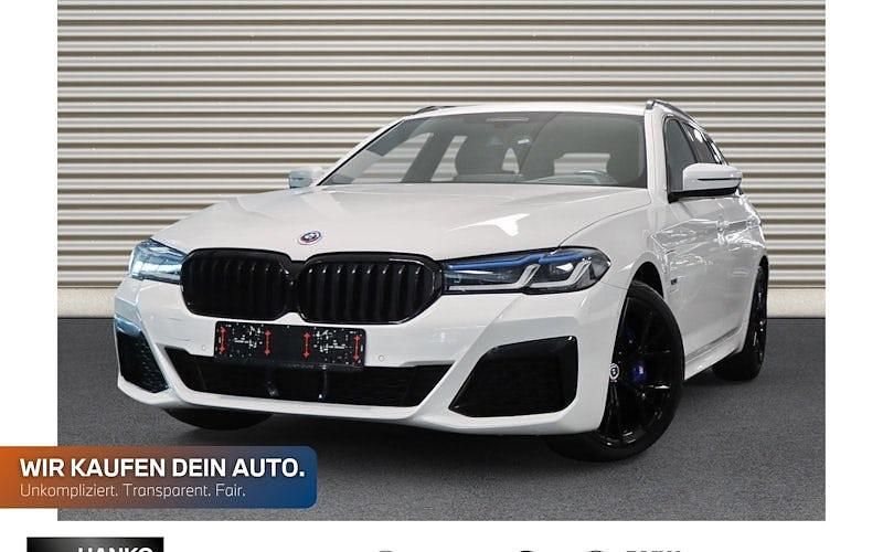 Gebraucht BMW 530e Shadowline 292 PS (214 kW) 2023 Weiß Kombi