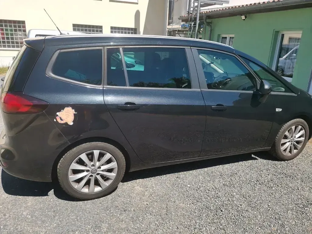 Gebraucht Opel Zafira Tourer Edition 140 PS (102 kW) 2014 Schwarz Van / Kleinbus