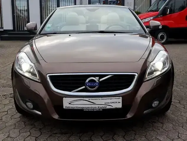 Gebraucht Volvo C70 177 PS (130 kW) 2013 Braun Cabrio