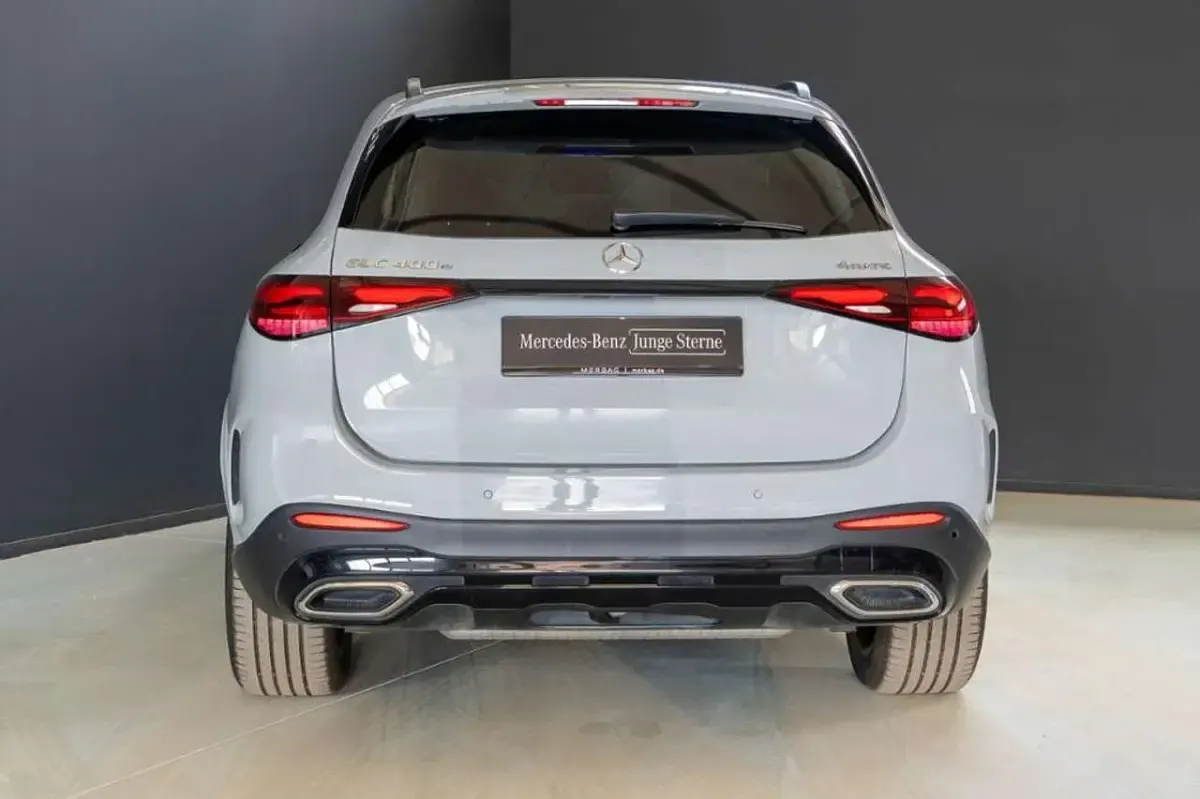 Gebraucht Mercedes GLC400d AMG 252 PS (185 kW) 2025 Grau SUV