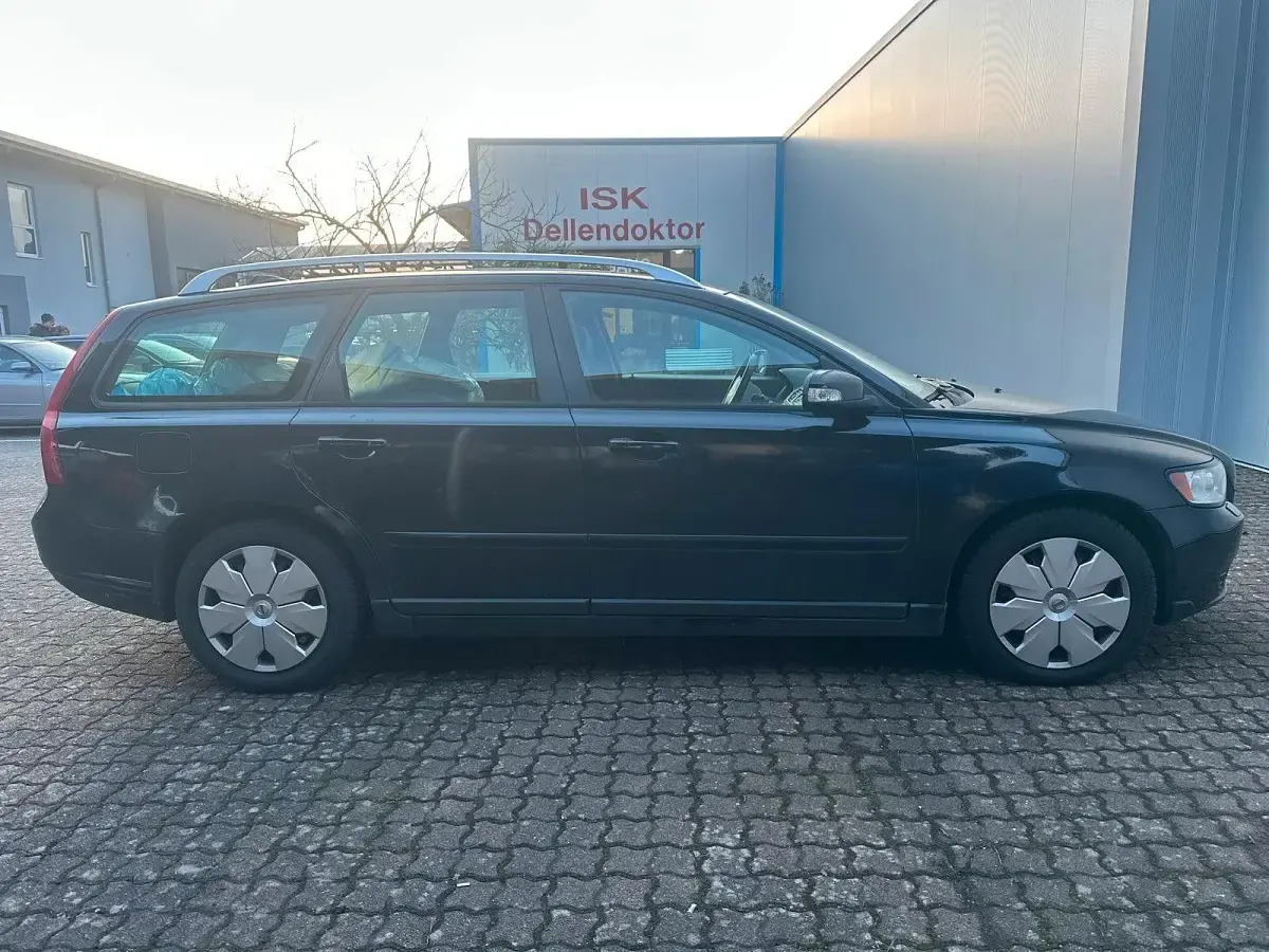 Gebraucht Volvo V50 Summum 170 PS (125 kW) 2008 Schwarz Kombi