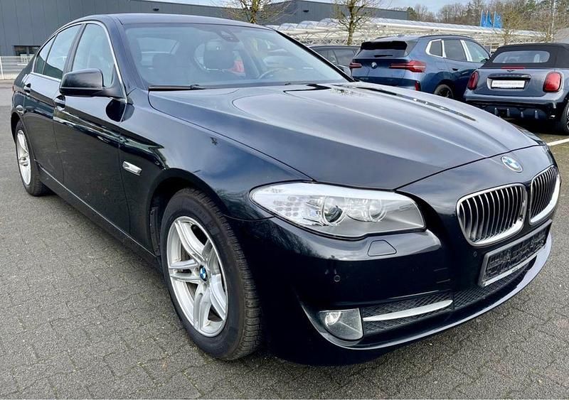 Gebraucht BMW 520 184 PS (135 kW) 2012 Schwarz Limousine