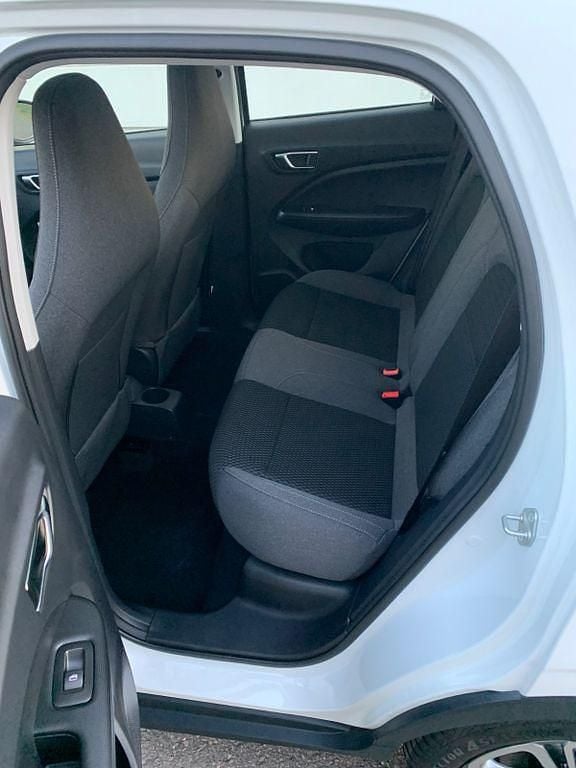 Gebraucht Leapmotor T03 69 kW (95 PS) 2025 Weiß Kleinwagen