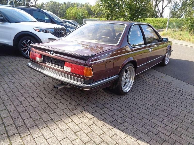 Gebraucht BMW 635 218 PS (160 kW) 1983 Rot Coupé