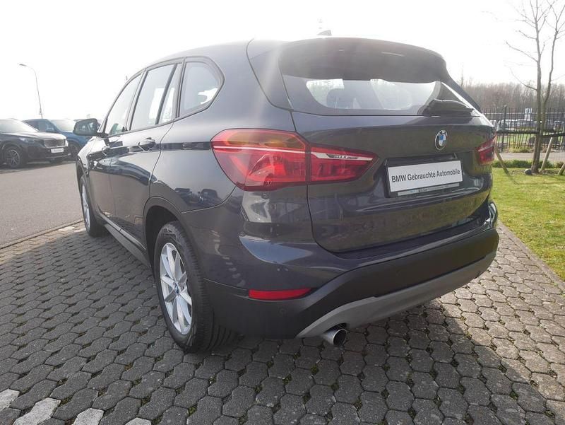 Gebraucht BMW X1 Advantage 150 PS (110 kW) 2016 Grau SUV