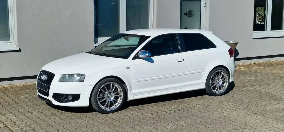 Gebraucht Audi S3 Sport 330 PS (242 kW) 2006 Weiß Kleinwagen