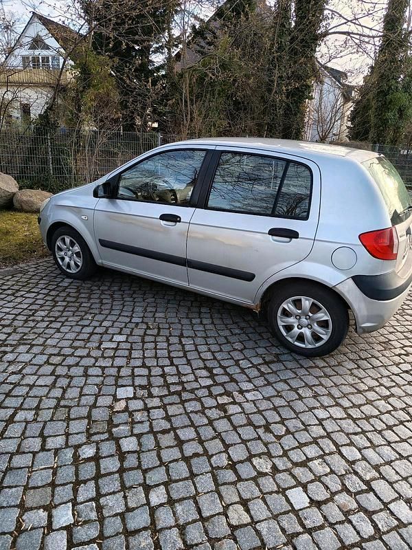 Gebraucht Hyundai Getz 63 PS (46 kW) 2006 Silber Kleinwagen