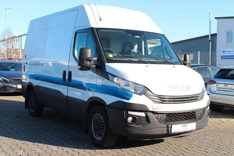 Gebraucht Iveco Daily 180 PS (132 kW) 2016 Weiß