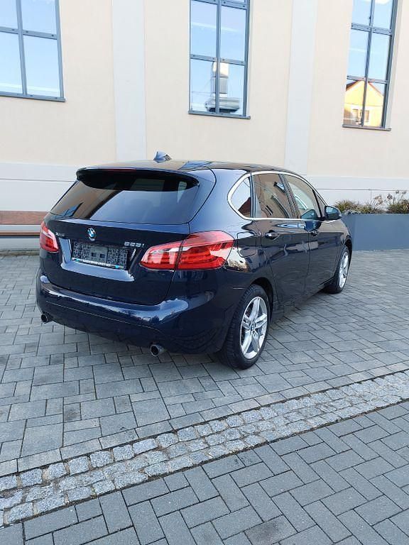 Gebraucht BMW 225 Performance 231 PS (169 kW) 2015 Blau Van / Kleinbus